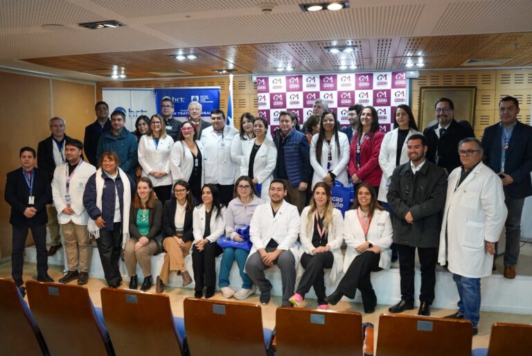 Médicos especialistas se incorporan a hospitales del Maule
